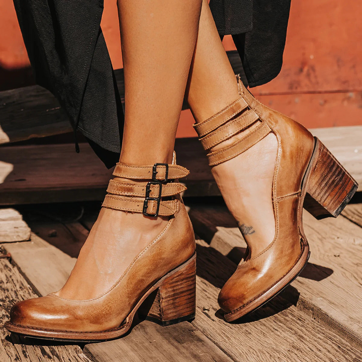 Sienna | Boots Timeless, Chic, Comfort