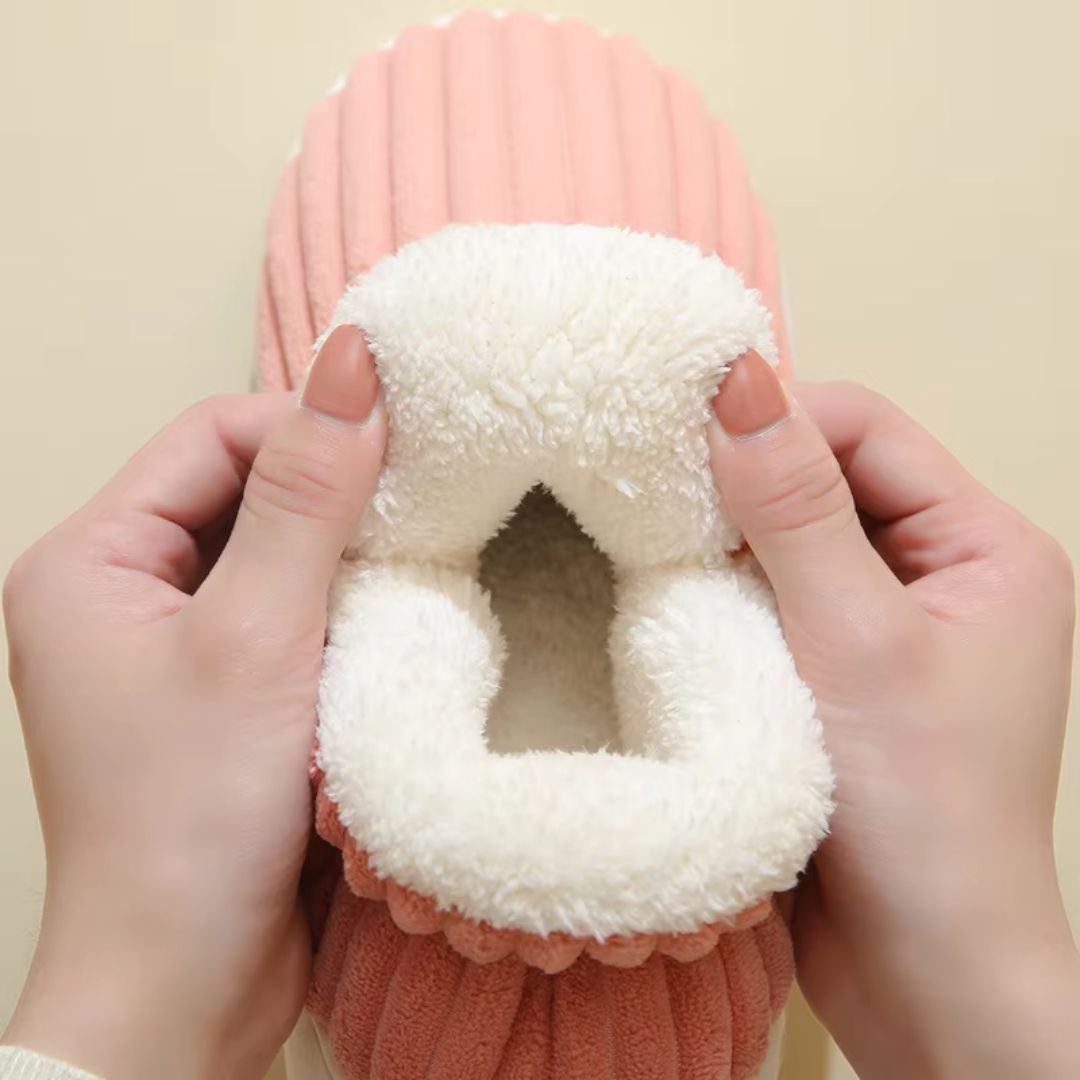 Plufi | The Soft Slipper with Style