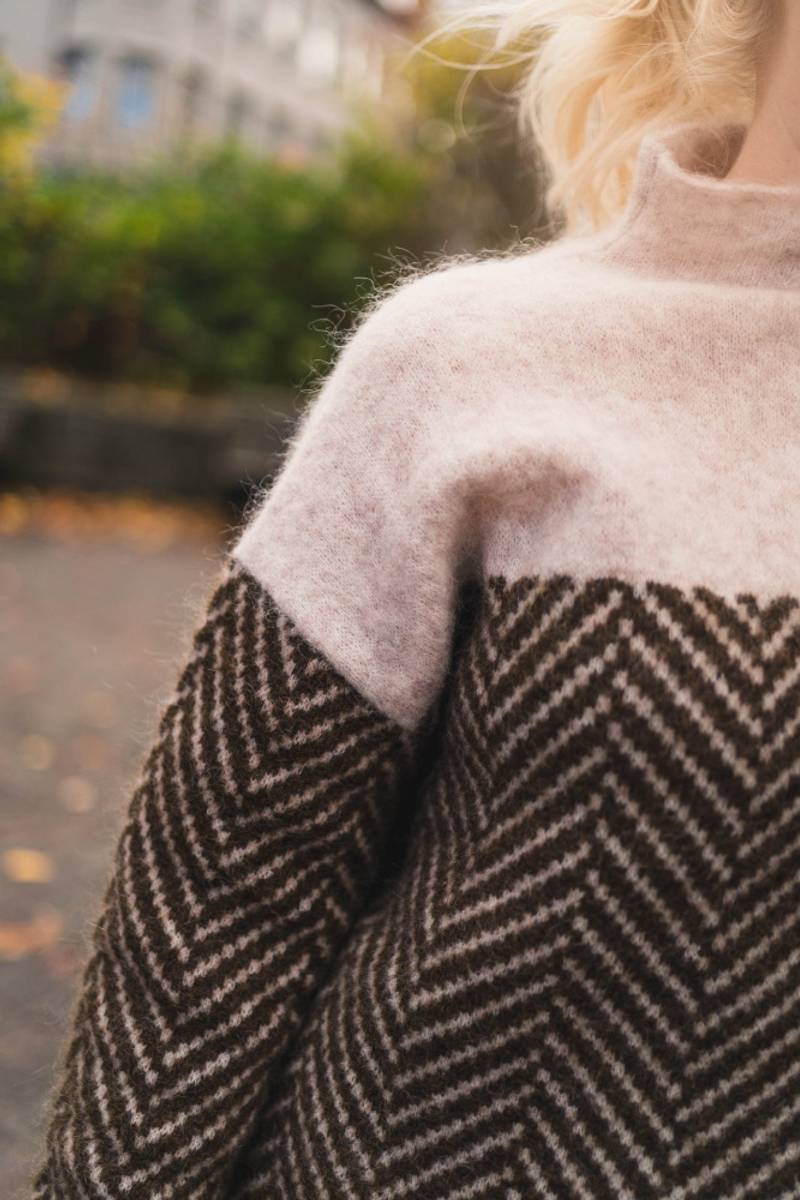 Alice | Cotton Turtleneck Sweater